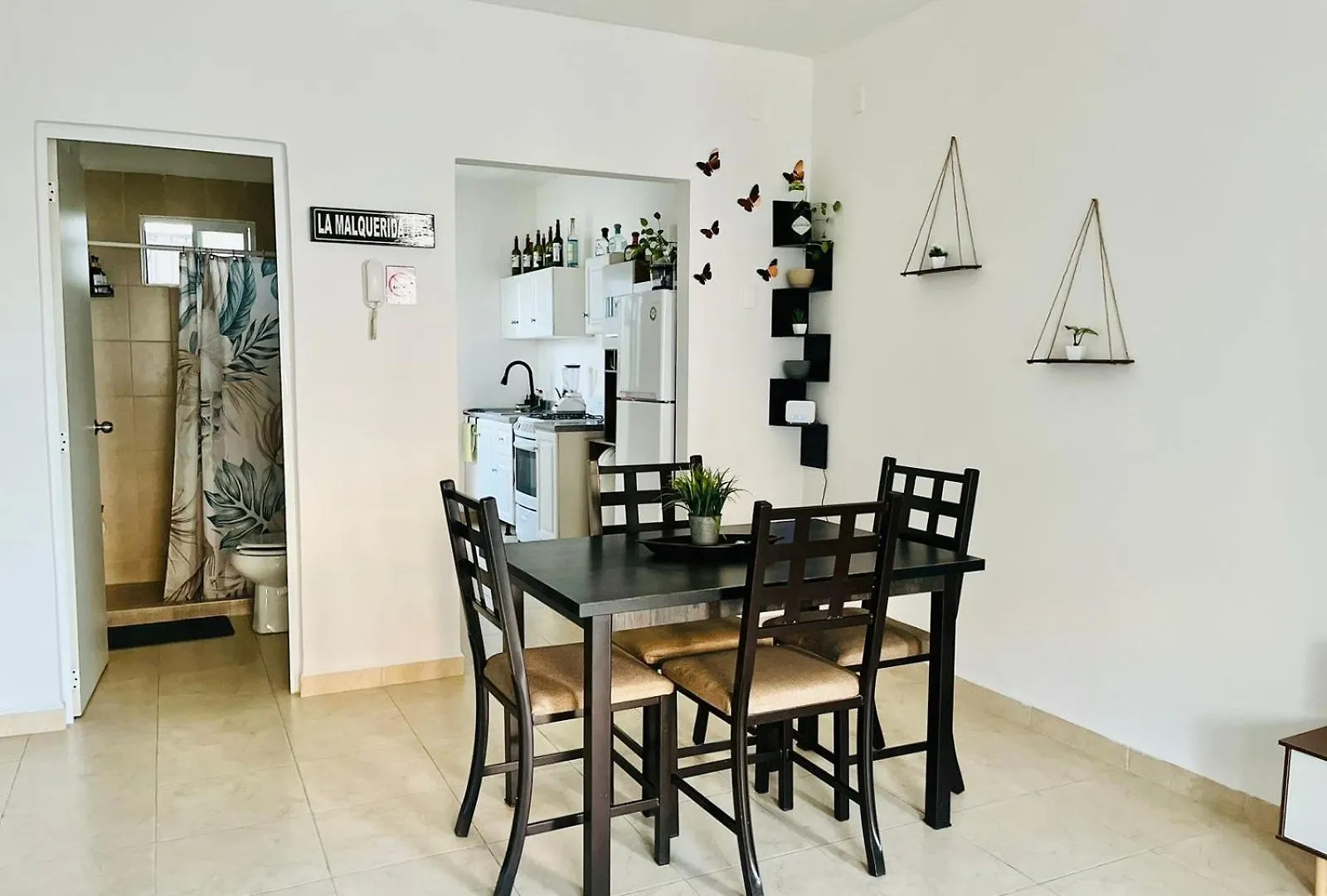 Amplio Apartamento De 2 Dormitorios En Playa Del Carmen